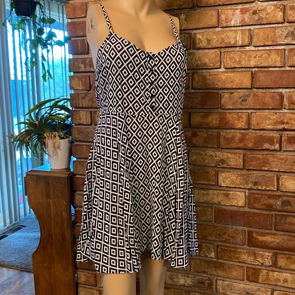 SO Dresses & Skirts - SO XL crossback strap mini dress empire waist button down